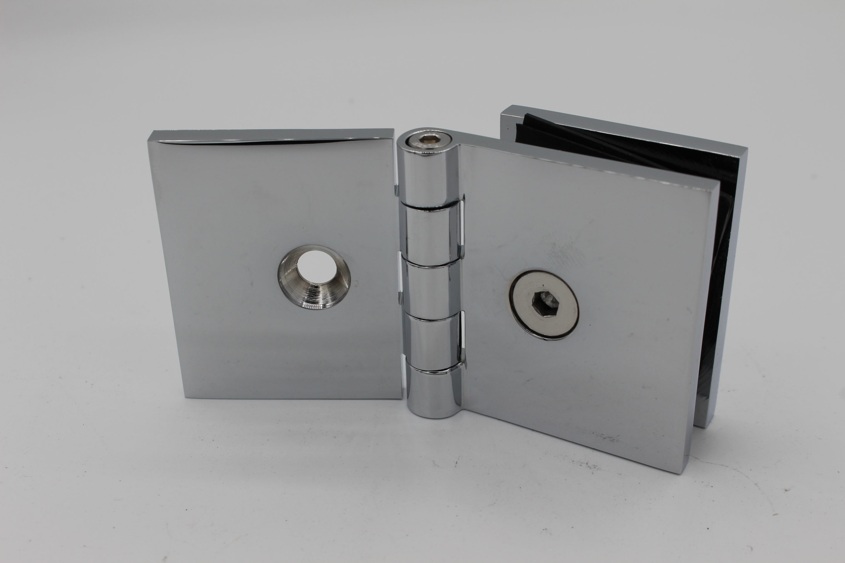 Adjustable glass-to-wall bracket for 10 mm glass